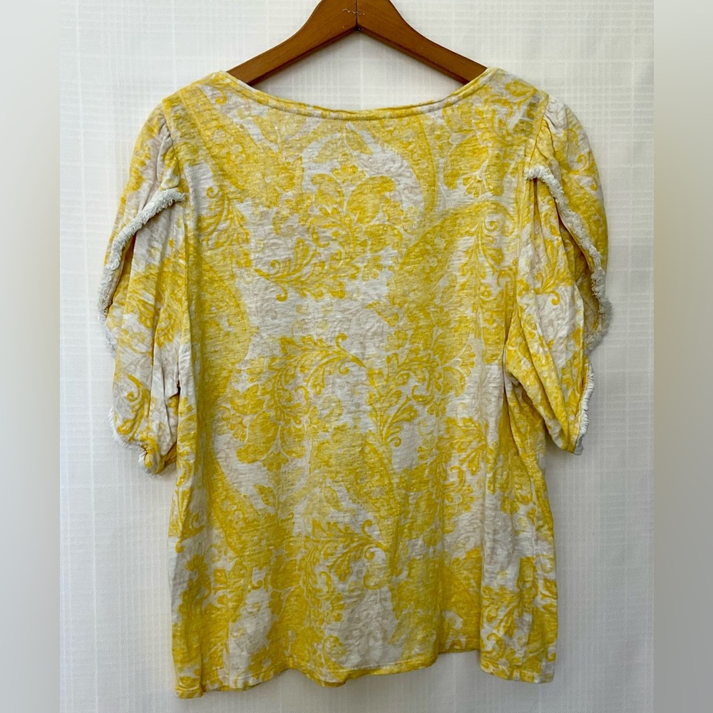 🌱Chico's Yellow and White Floral and paisley linen Women's Top - Picture 2 of 6